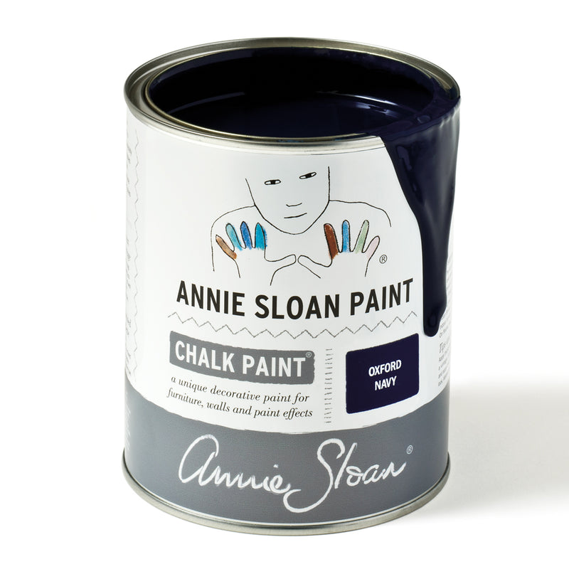 Oxford Navy Chalk Paint™ decorative paint by Annie Sloan (Quart)